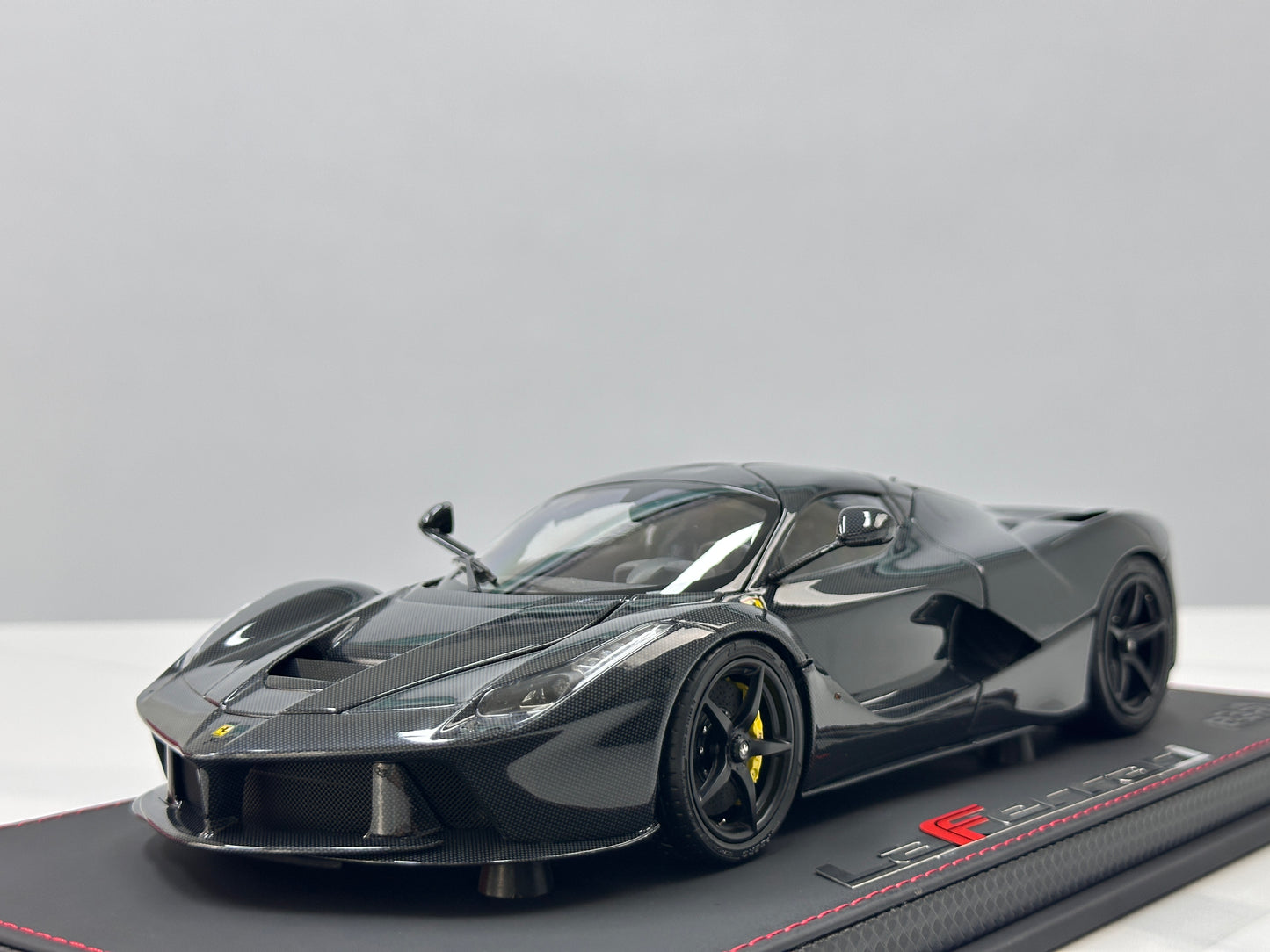 BBR 1/18 Ferrari LaFerrari Alloy Alloy Full Opening Leather Sole Black Knight BBR182244