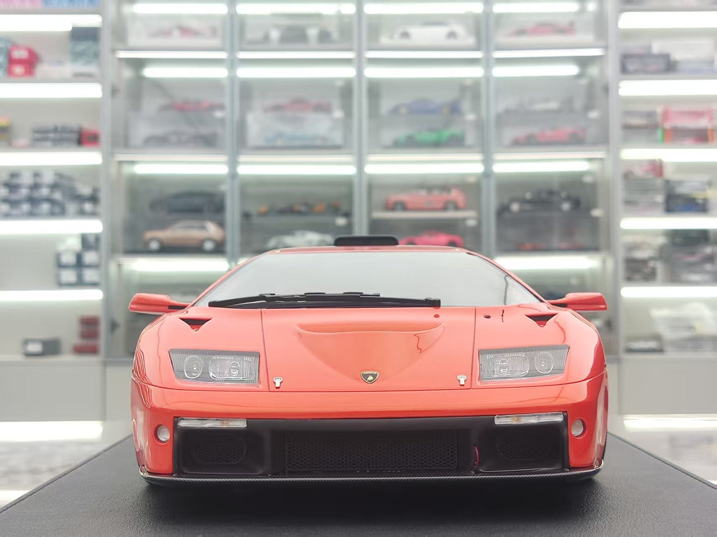 GL 1/12 Lamborghini Diablo GT Orange Model Car JS-GL008