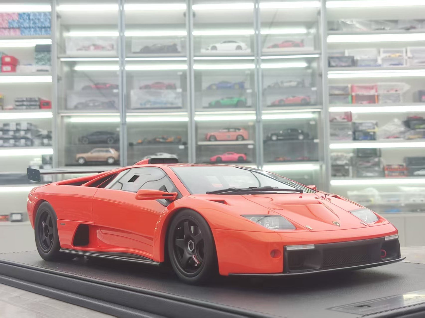 GL 1/12 Lamborghini Diablo GTR Orange Model Car JS-GL001