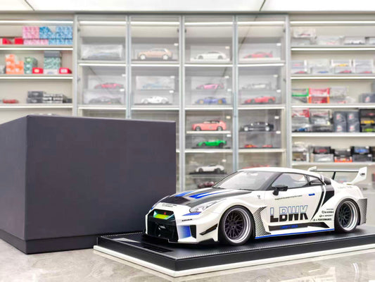 IVY 1/12 Nissan R35 GTR Car Model Figurine Birthday Gift IVY239