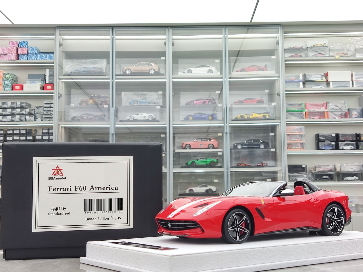 BBA Modelo 1/18 Ferrari F60 America Rojo BBA038
