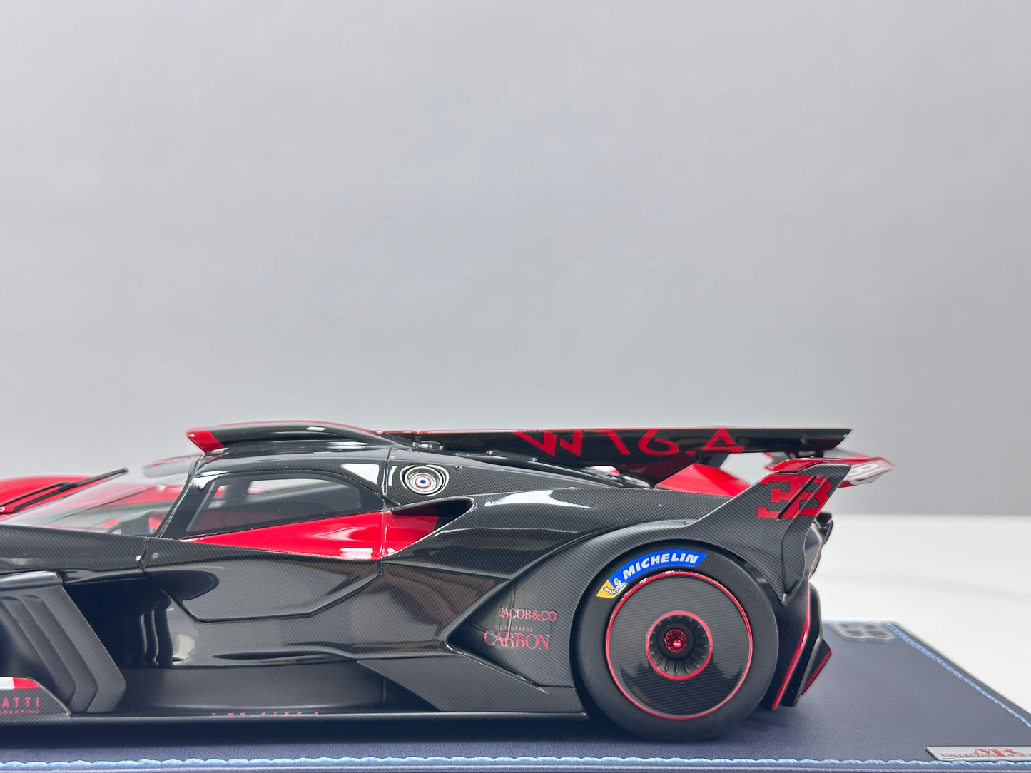 MR 1/18 Bugatti Bolide – Italian Red (BUG014C)