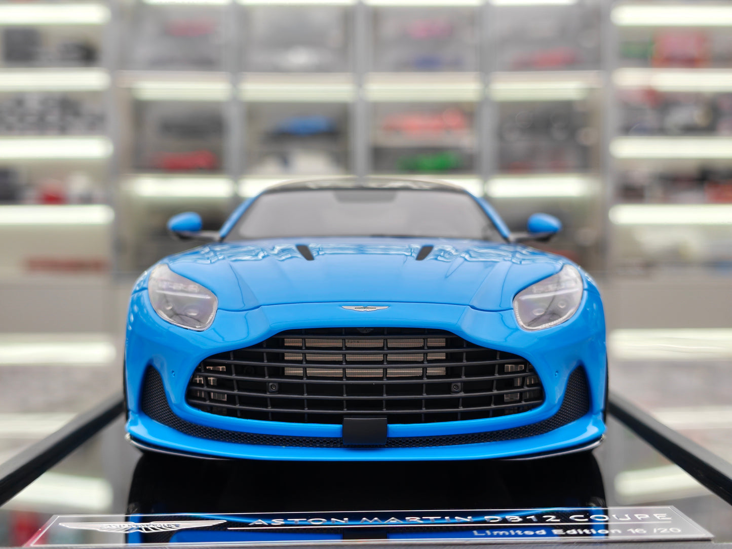 MOTORHELIX 1/18 Aston Martin DB12 COUPE Blue MH330