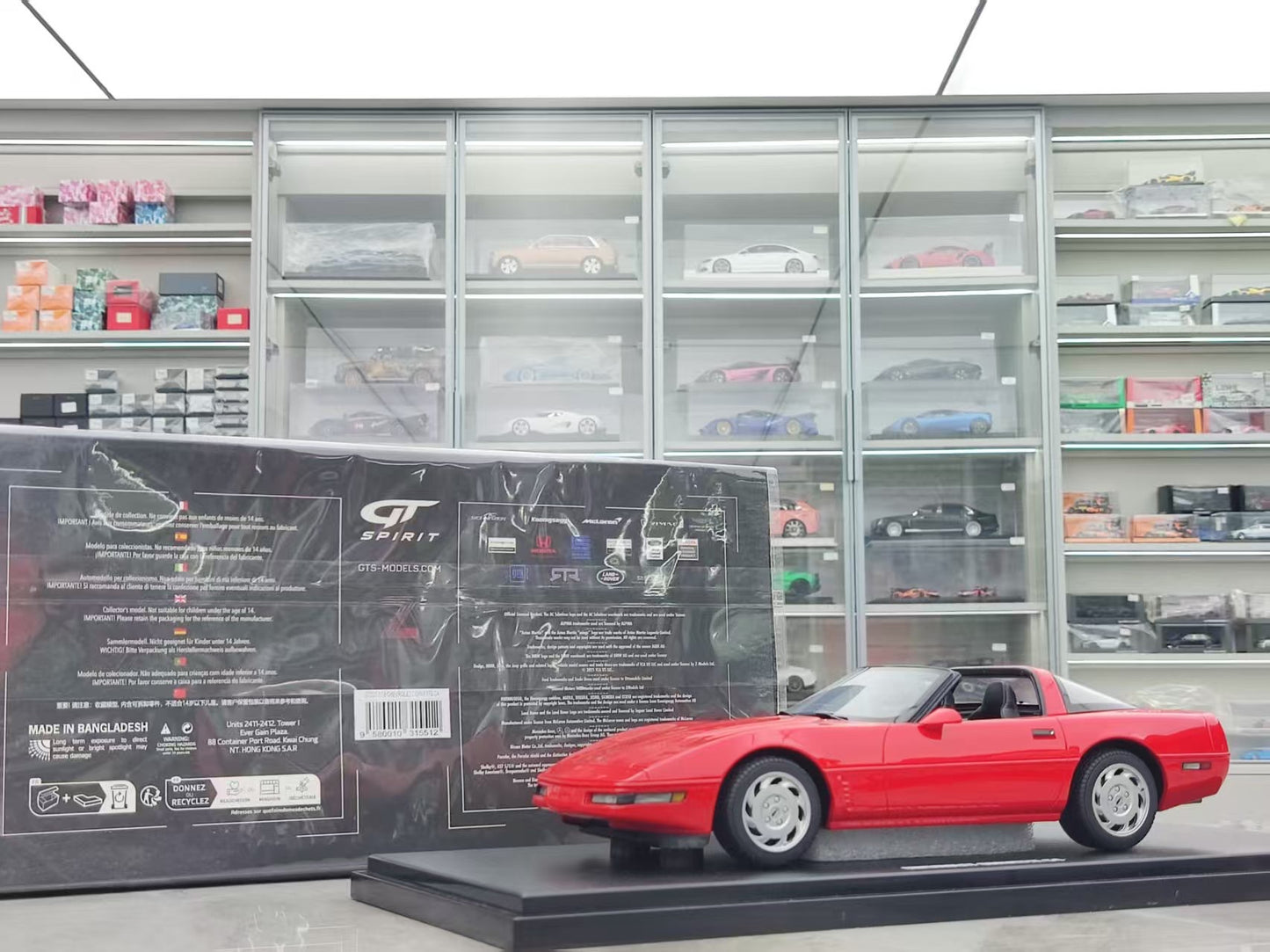 GT Spirit 1/18 Chevrolet Corvette C4 Torch, Red GT537