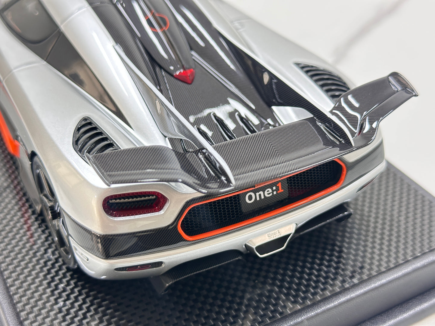 VMB 1/18 Koenigsegg ONE 1 Silver VMB058