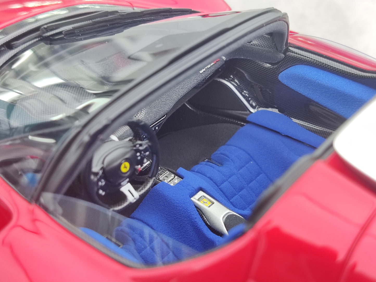 Amalgam 1/18 Ferrari Daytona SP3 Standard Red M6276-SC1