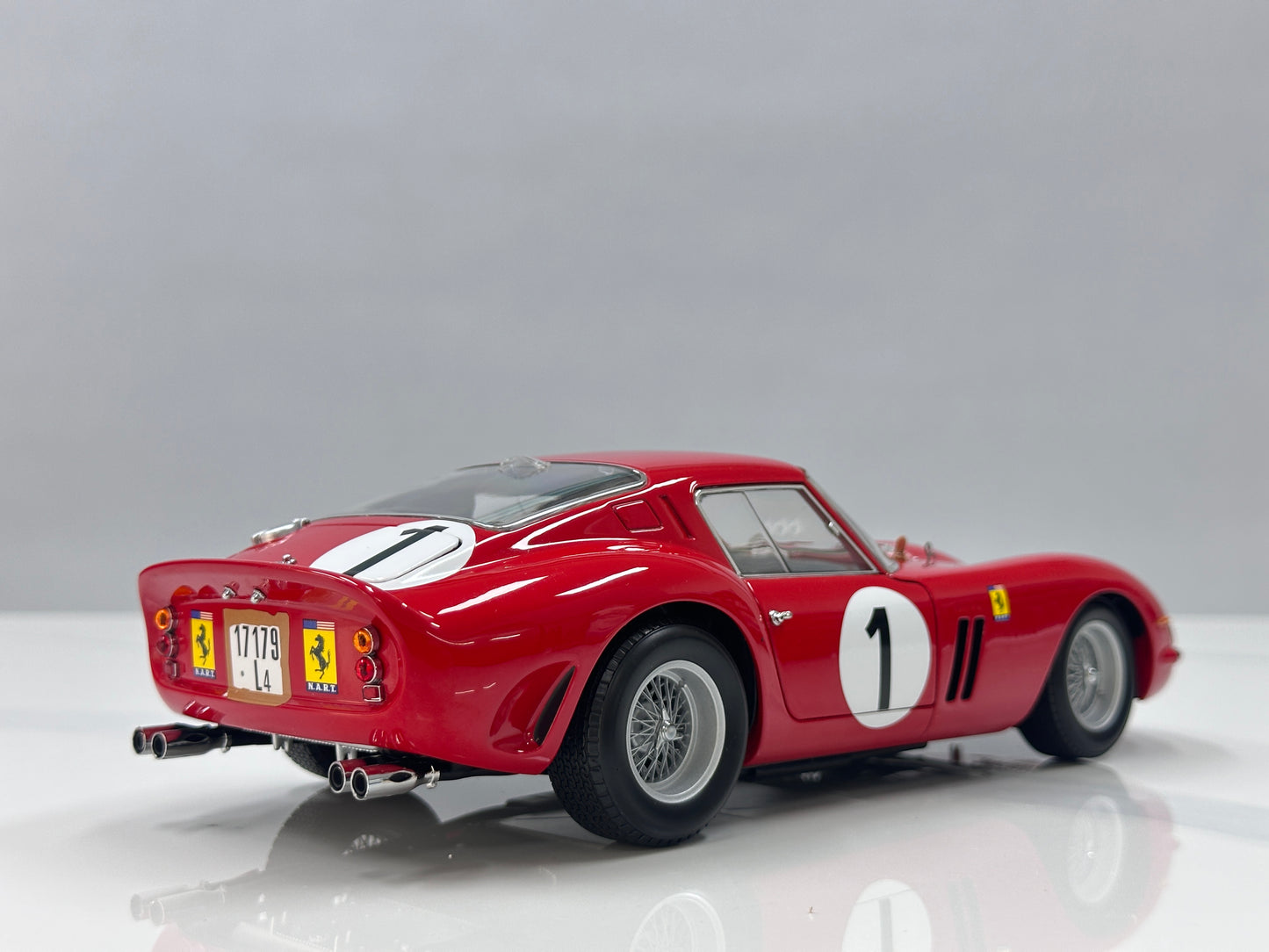 KYOSHO 1/18 Ferrari 250 GTO Red KY212