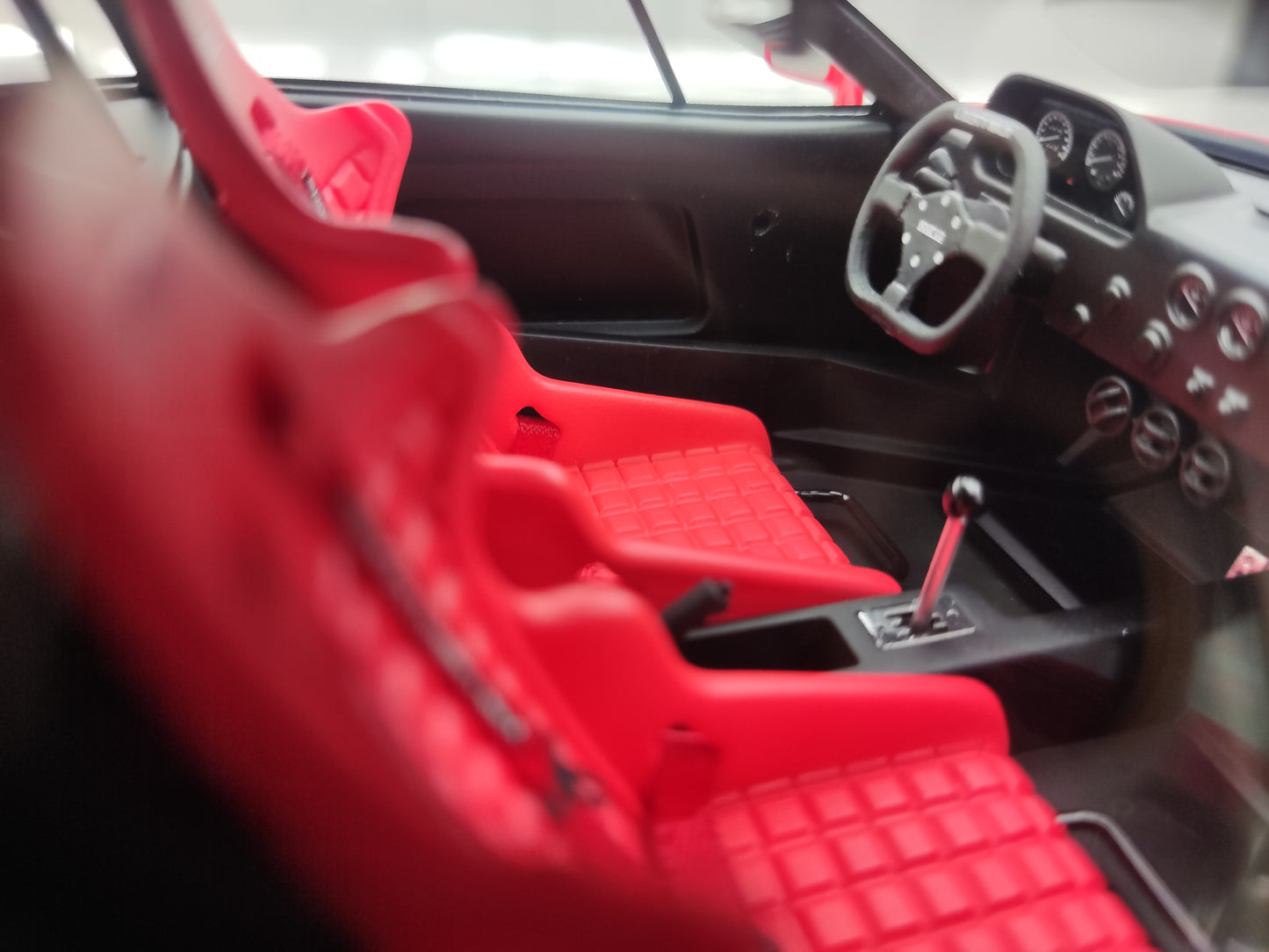 BBA MODEL 1/18 Ferrari F40 Standard Red Simulation Car Model BBA015