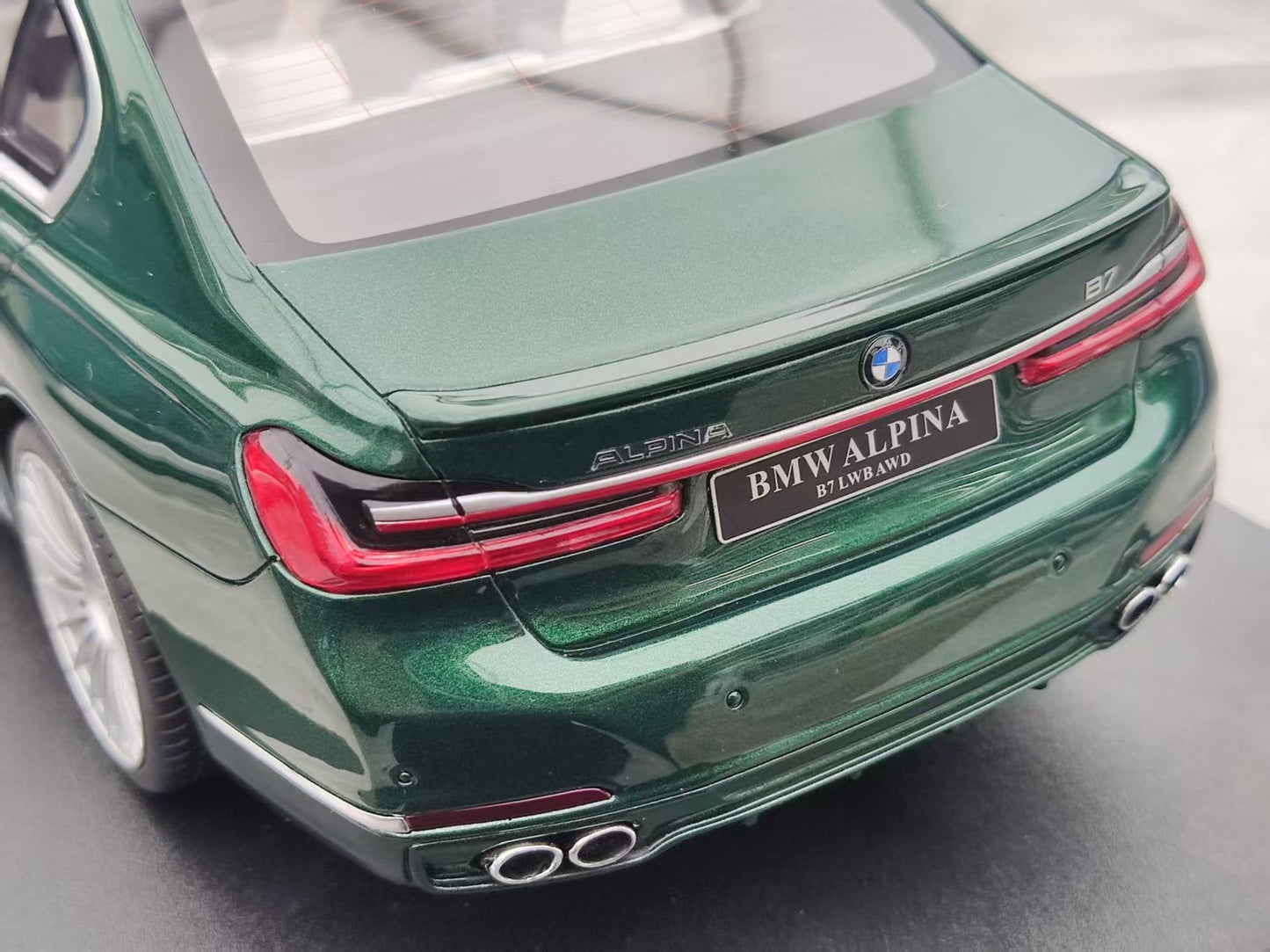 GT Spirit 1/18 BMW Alpina B7 Green GT942