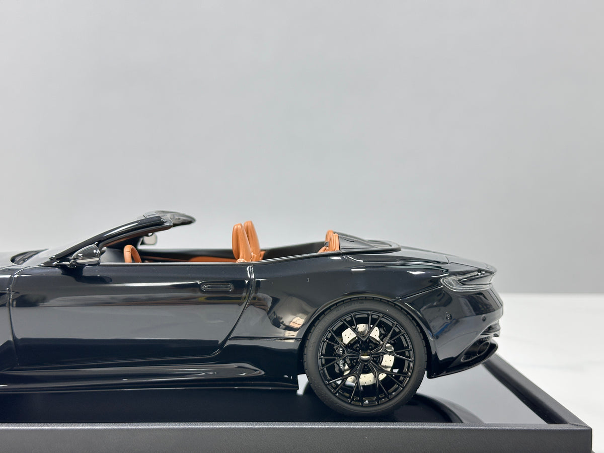 MOTORHELIX 1/18 Aston Martin DB12 Volante Convertible - Ink Black (MH398)