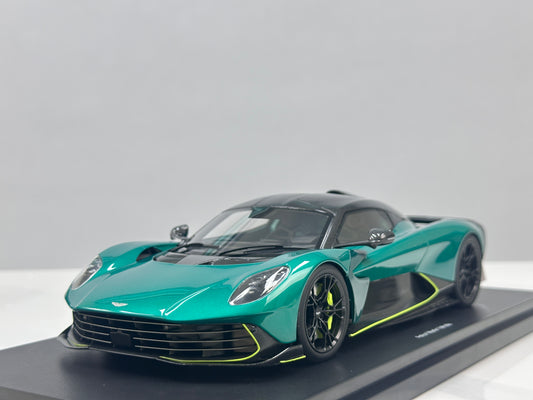 TopSpeed 1/18 Aston Martin Valhalla Podium Green TS0710