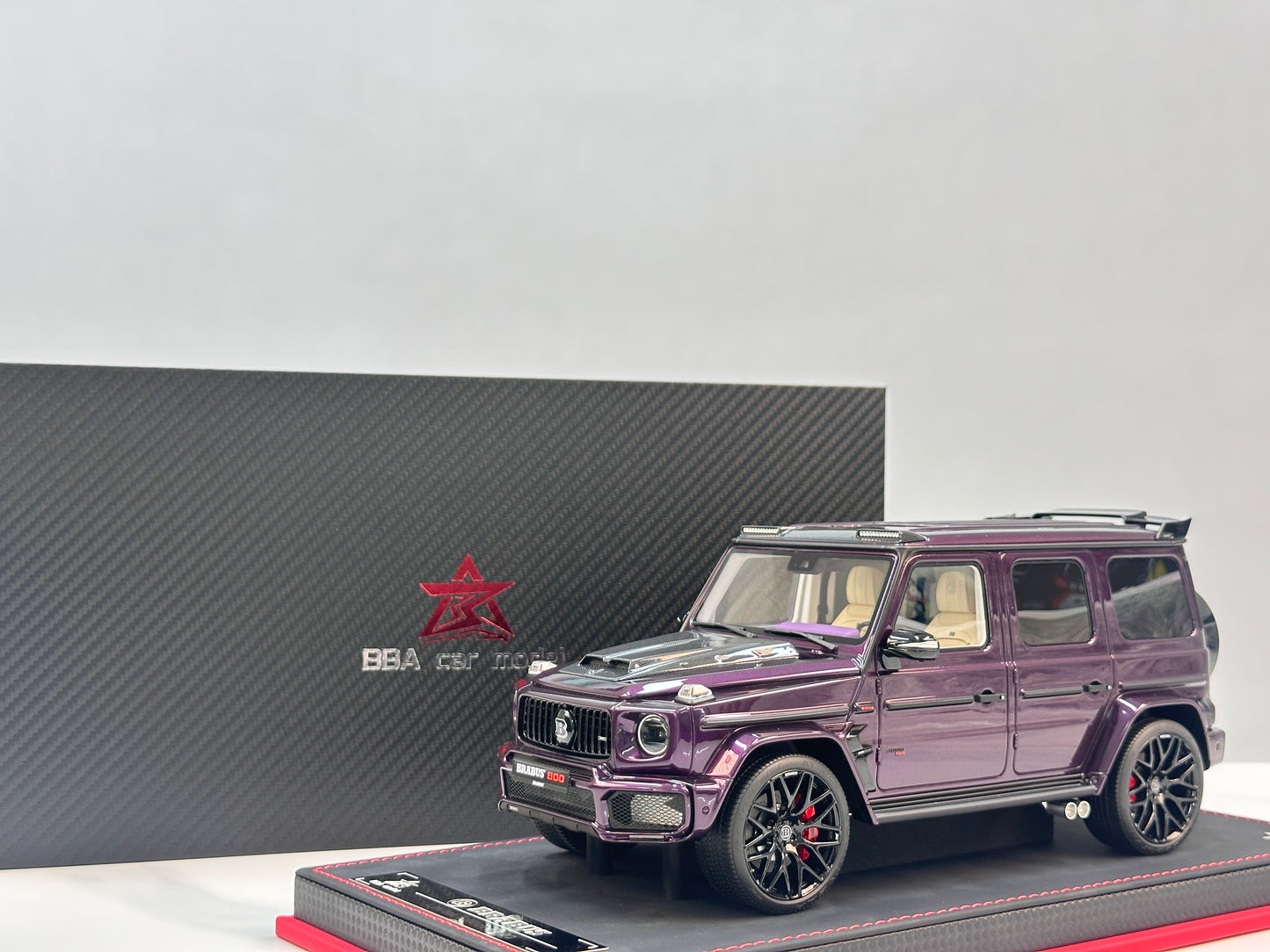 BBA MODEL 1/18 Brabus G800 Metallic Purple BBA081