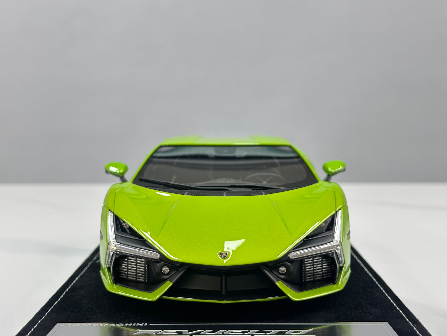 HH Model 1/18 Lamborghini Revuelto Ithaca Green HH615