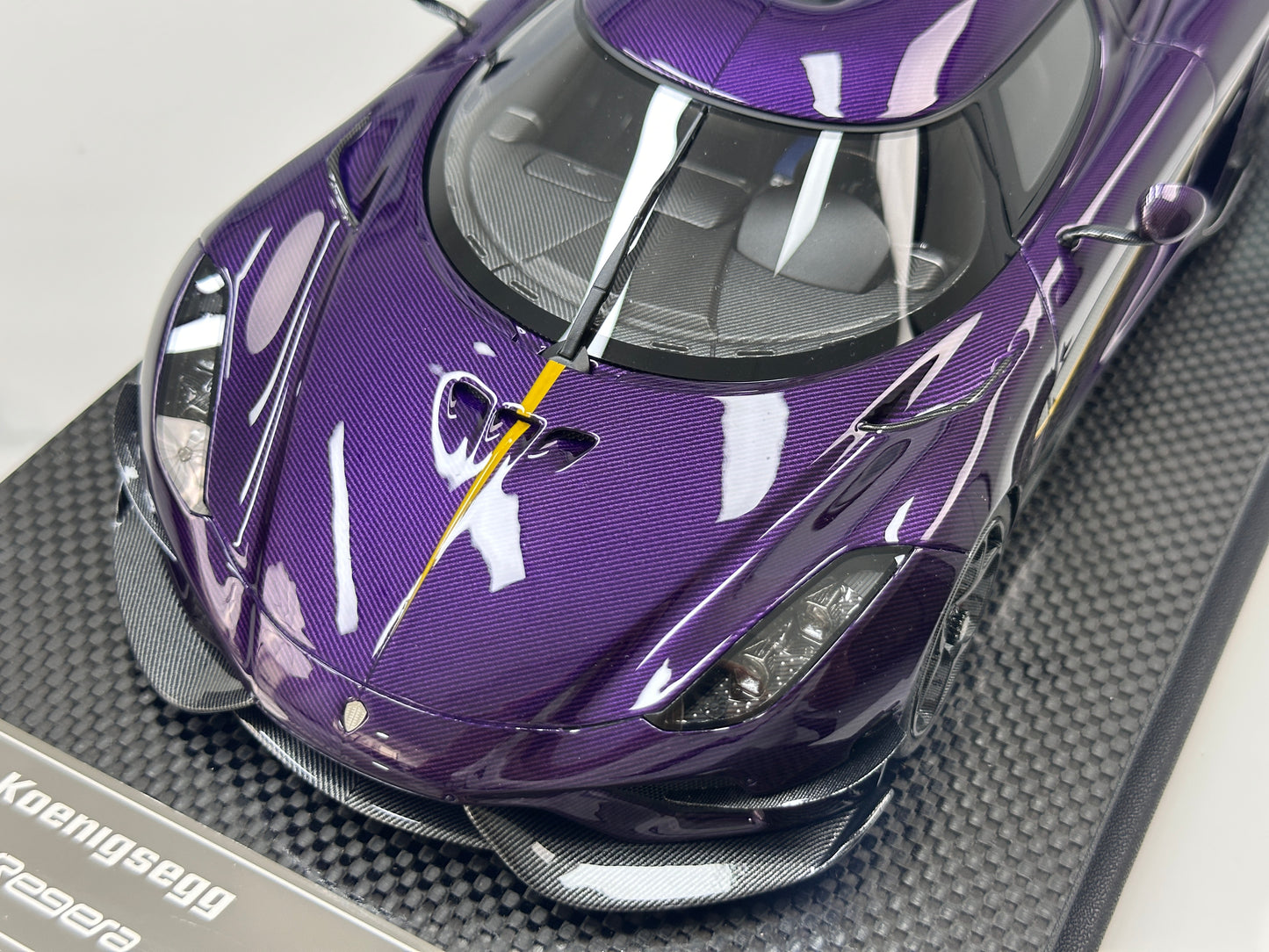 FRONTIART 1/18 Koenigsegg Regera Carbon Purple FA194