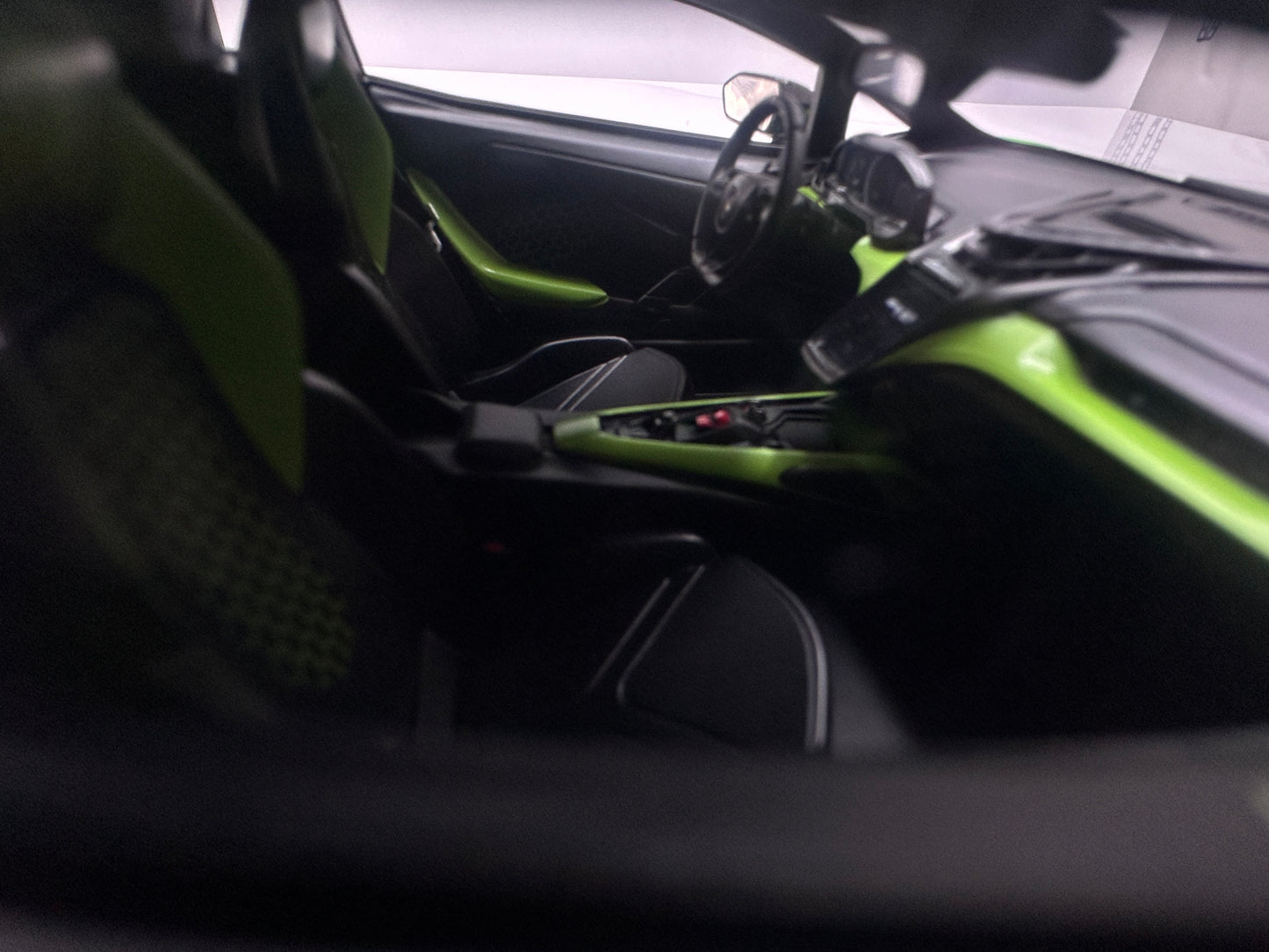 Topspeed 1/18 Lamborghini Revuelto Green TS0621