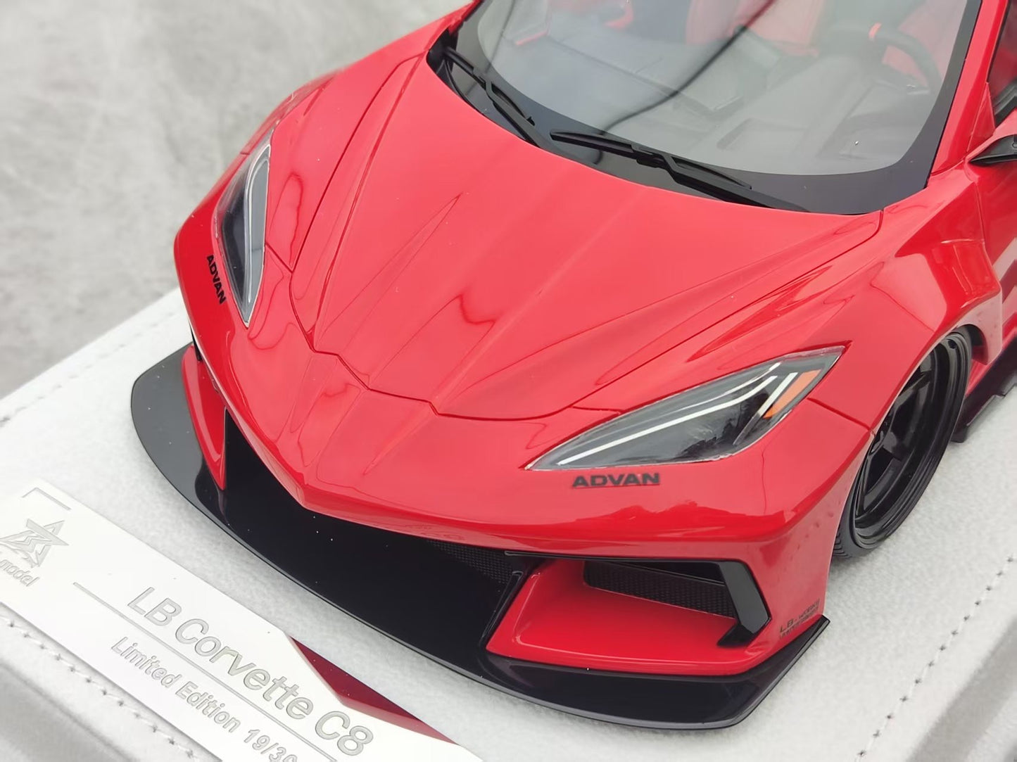 BBA MODEL 1/18 Corvette C8 LB Widebody Modified, Standard Red BBA035