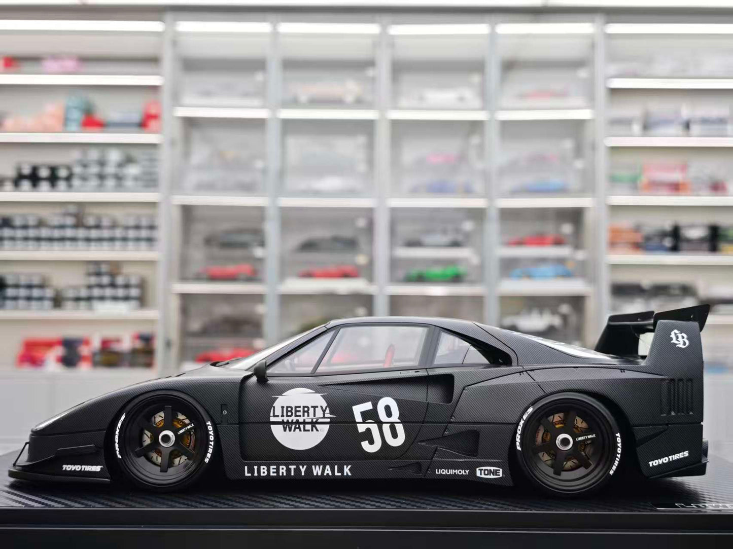 IG 1/18 Ferrari LB-WORKS 40 Full Carbon (IG3755 Full Carbon Fiber)