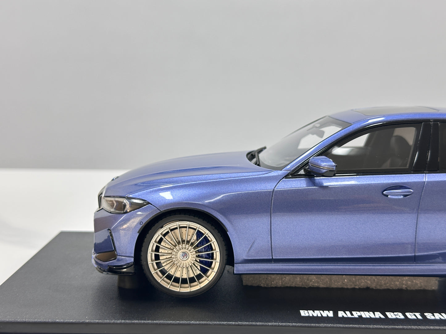 GT Spirit 1/18 Alpina B3 GT SALOON Blue GT543