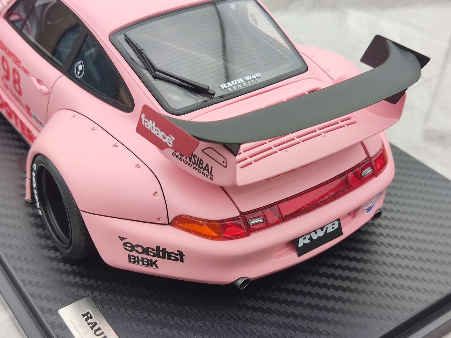 Ignition Model 1/18 Porsche RWB 993 Matte Pink IG3624