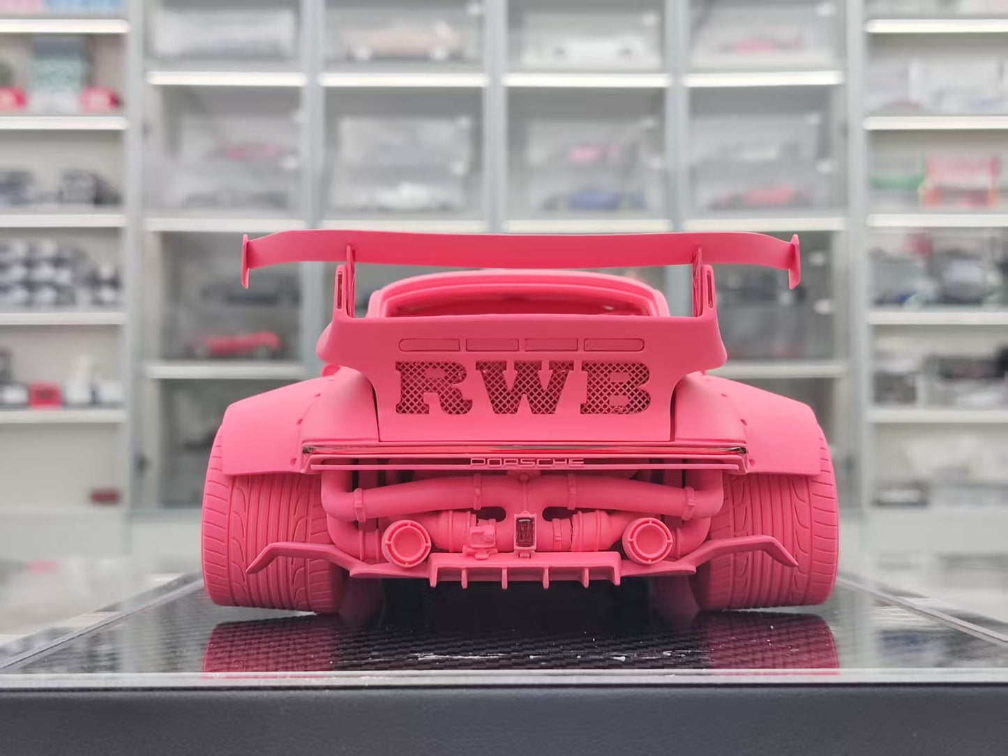 MCM 1/18 Porsche RWB 964 heavily modified pink limited edition car model MCM018