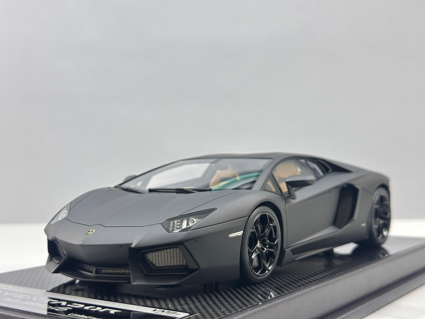 VMB 1/18 Lamborghini Aventador LP700-4 Matte Black VMB066