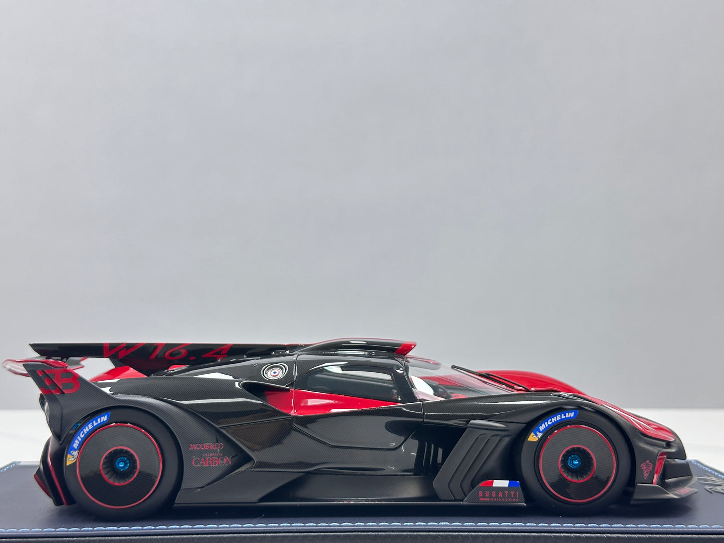 MR 1/18 Bugatti Bolide – Italian Red (BUG014C)