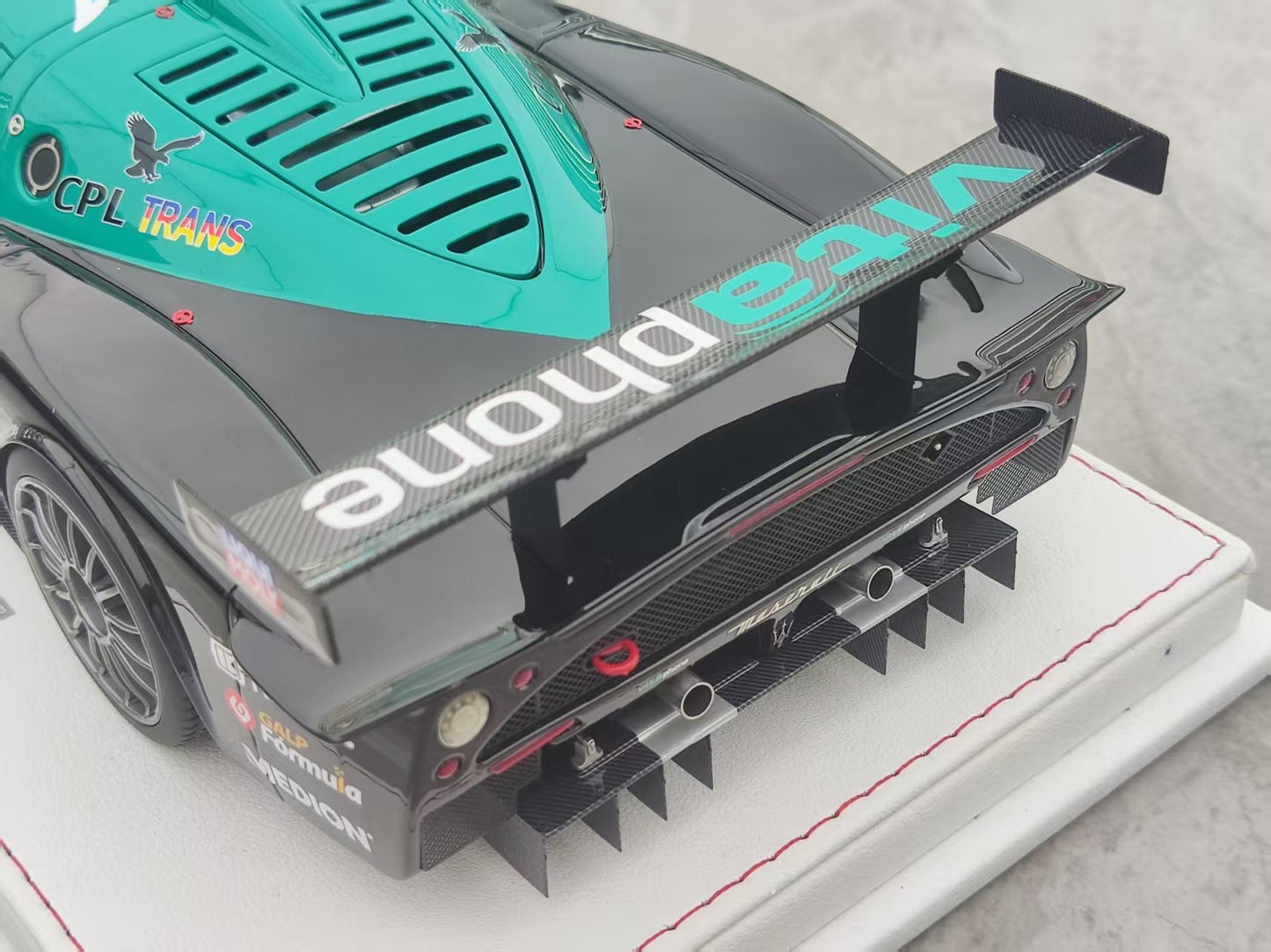 GL 1/18 Maserati MC12 Track Edition Black & Green Model Car JS-GL020