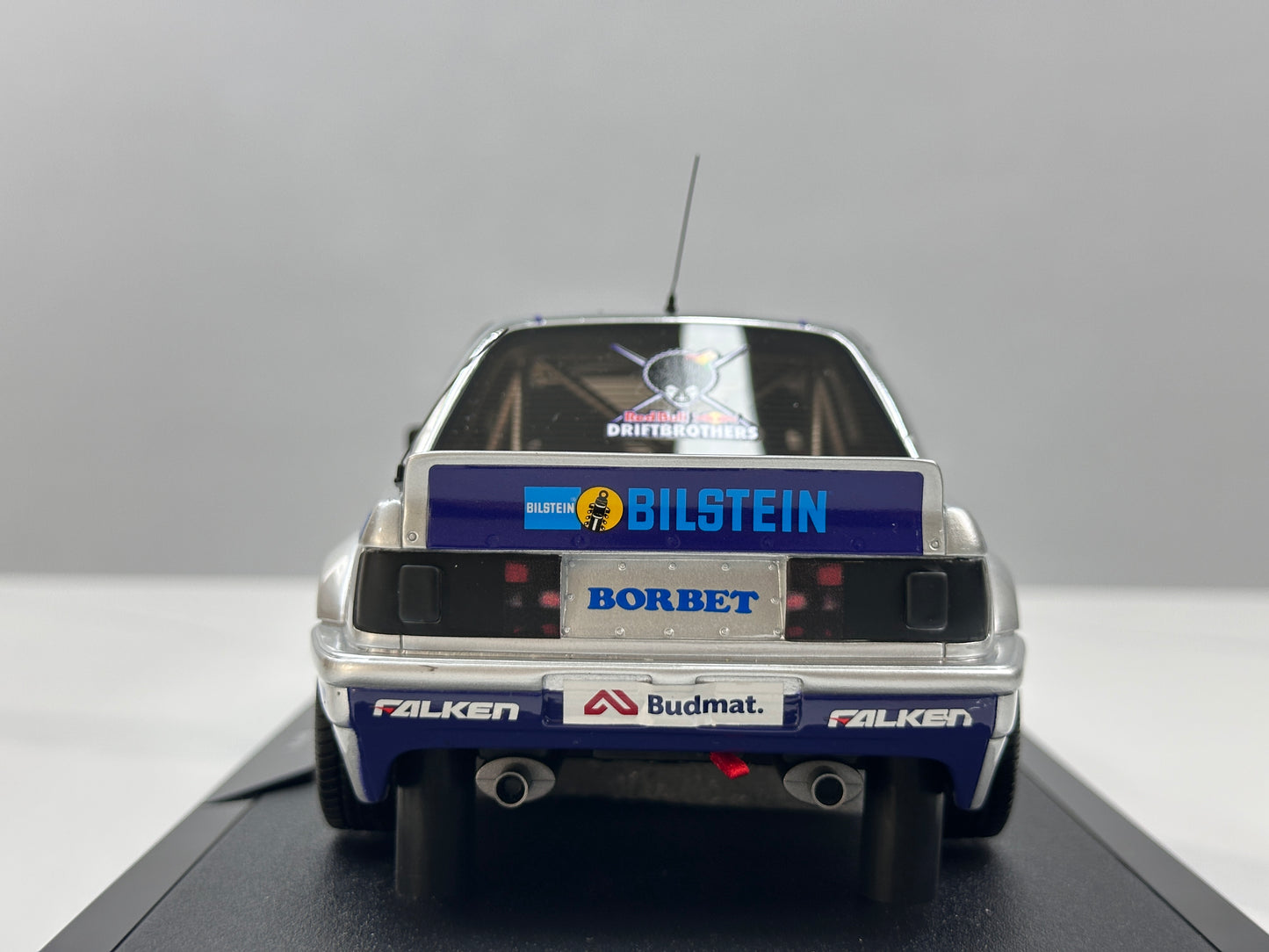 OTTO 1/18 BMW E30 V8 DRIFT Purple Livery OT486