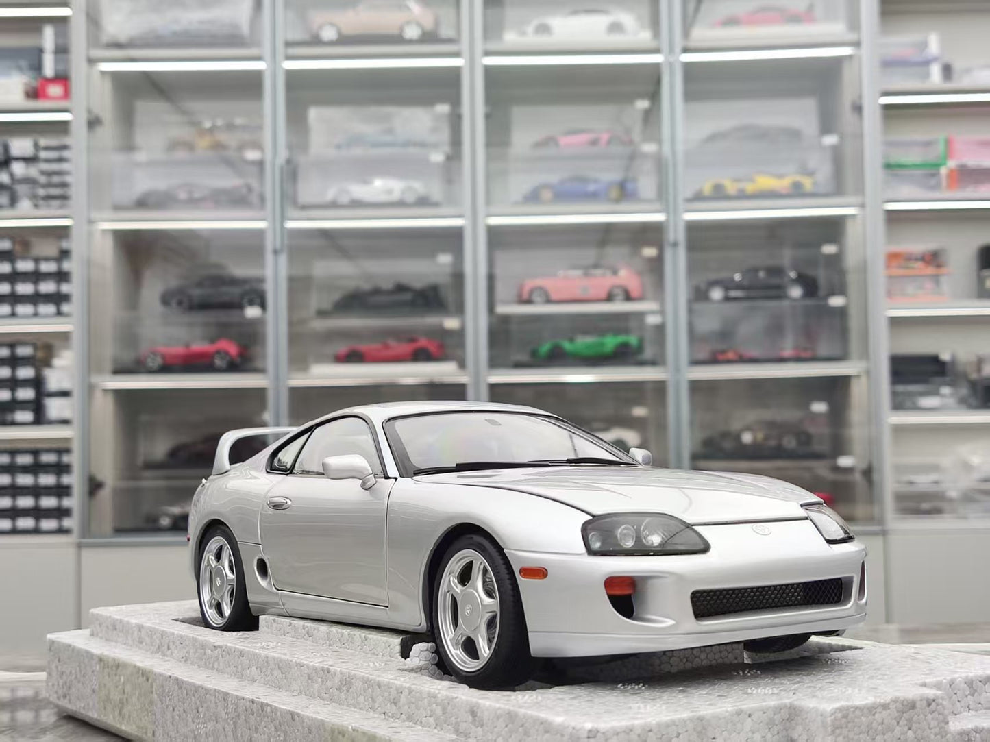 WHELART 1/18 Toyota Supra A80 Left-hand drive, Silver WH009