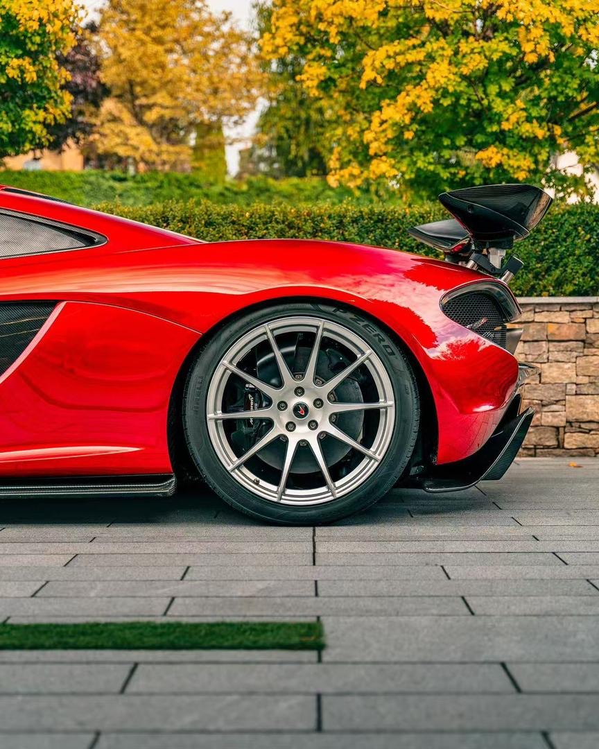 Dino Model 1/18 McLaren P1 in Volcano Red