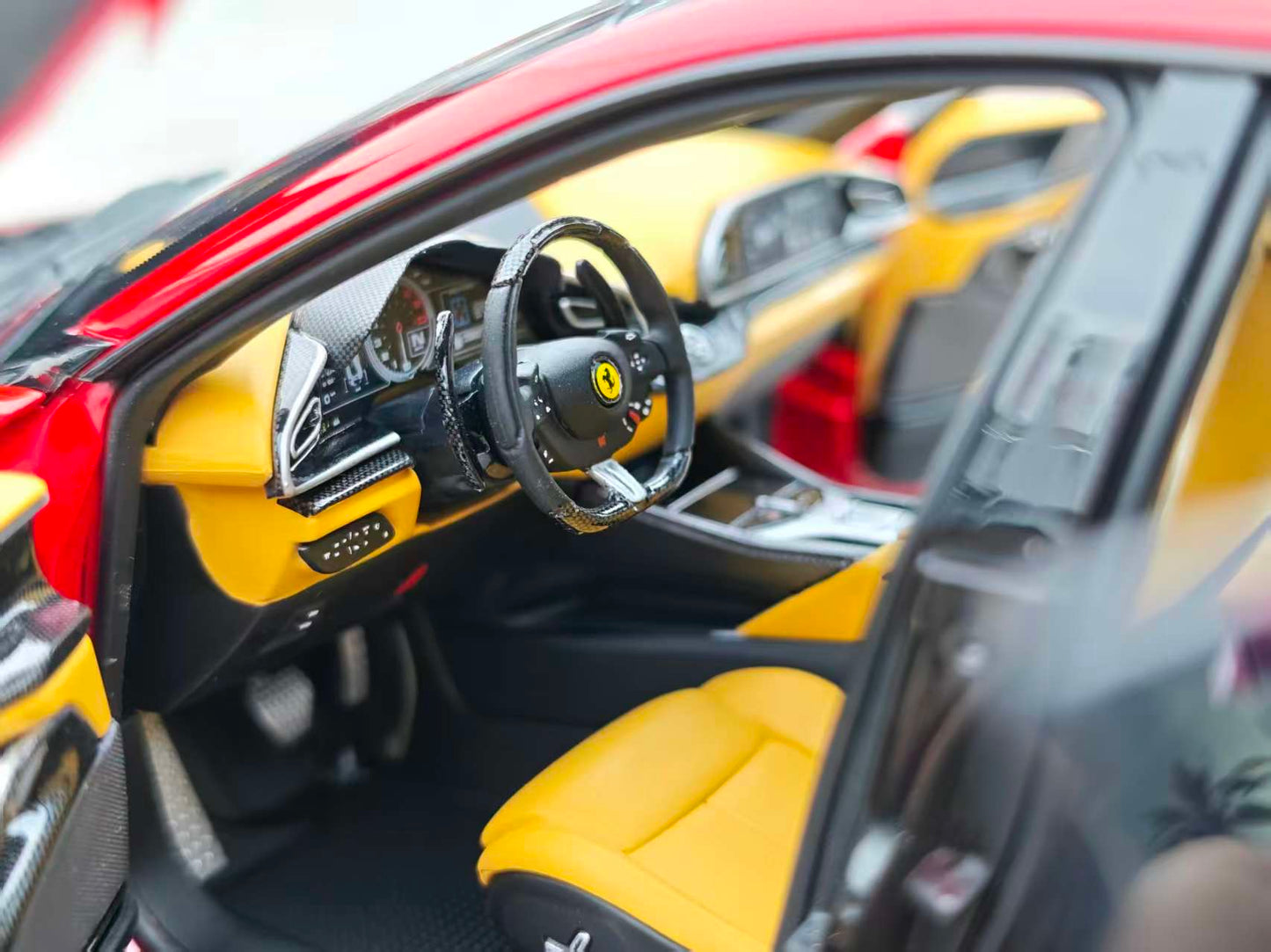 BBR 1/18 Ferrari Purosangue with Panoramic Sunroof, Standard Red (HE180053B)