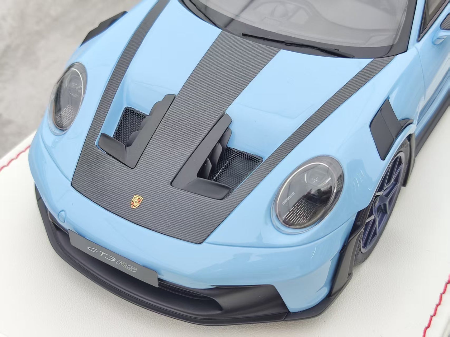 IVY 1/18 Porsche 992 GT3 RS Gulf Blue IM1837GBB