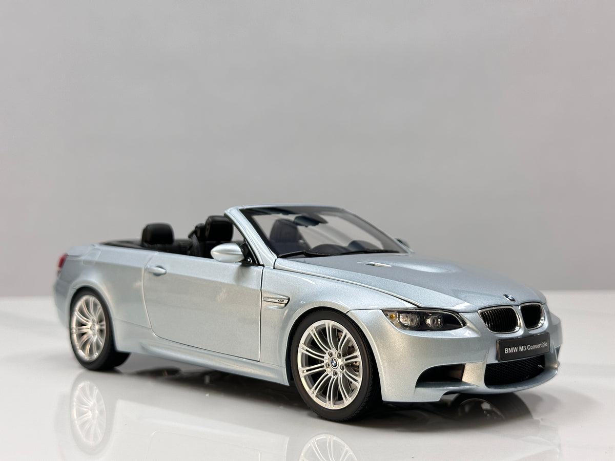 KYOSHO 1/18 BMW M3 Convertible (E93M) Silver 08738SS