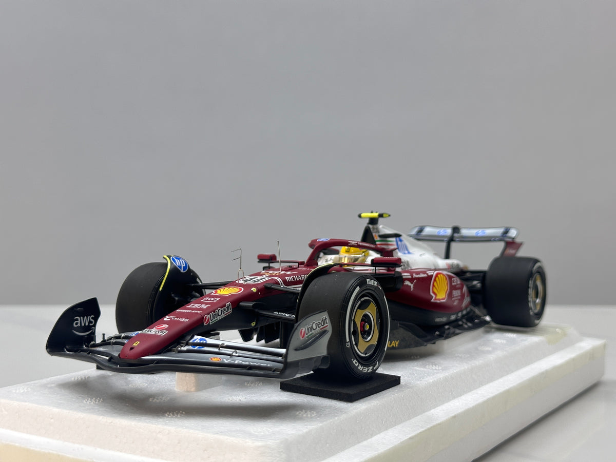 BBR 1/18 Ferrari SF25 Monza Livery – Lauda World Champion #44 (50th Anniversary Special Livery) P18267D44