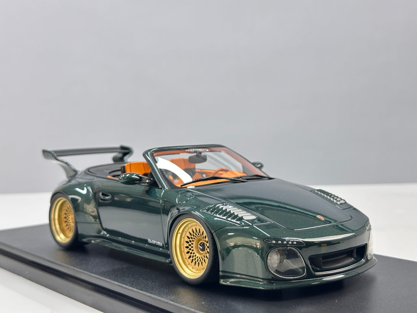 GT Spirit 1/18 Porsche Old & New Tokyo Auto Salon Green GT548