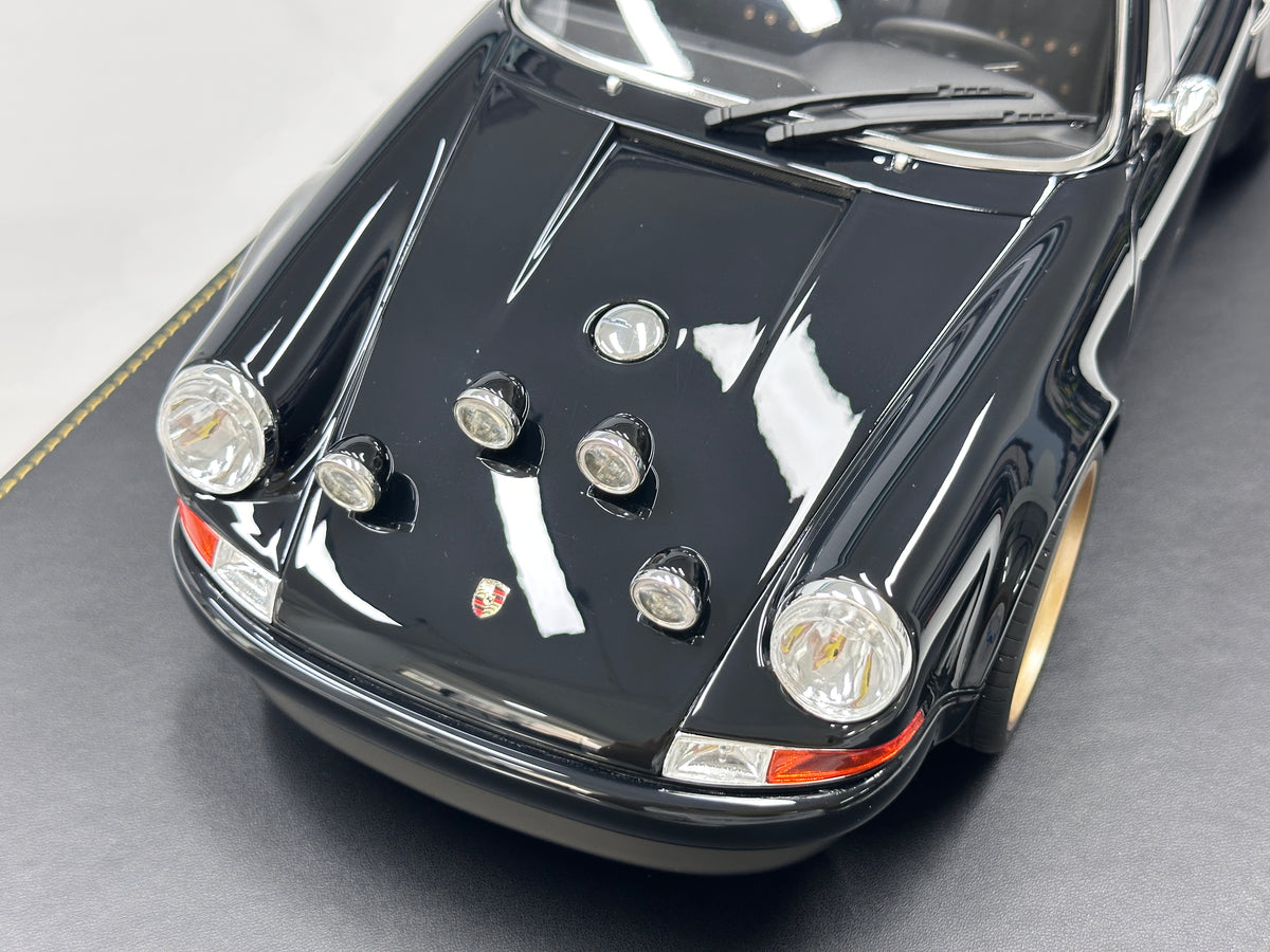 IVY 1/12 Porsche Singer Black/Gold Wheels IVY246