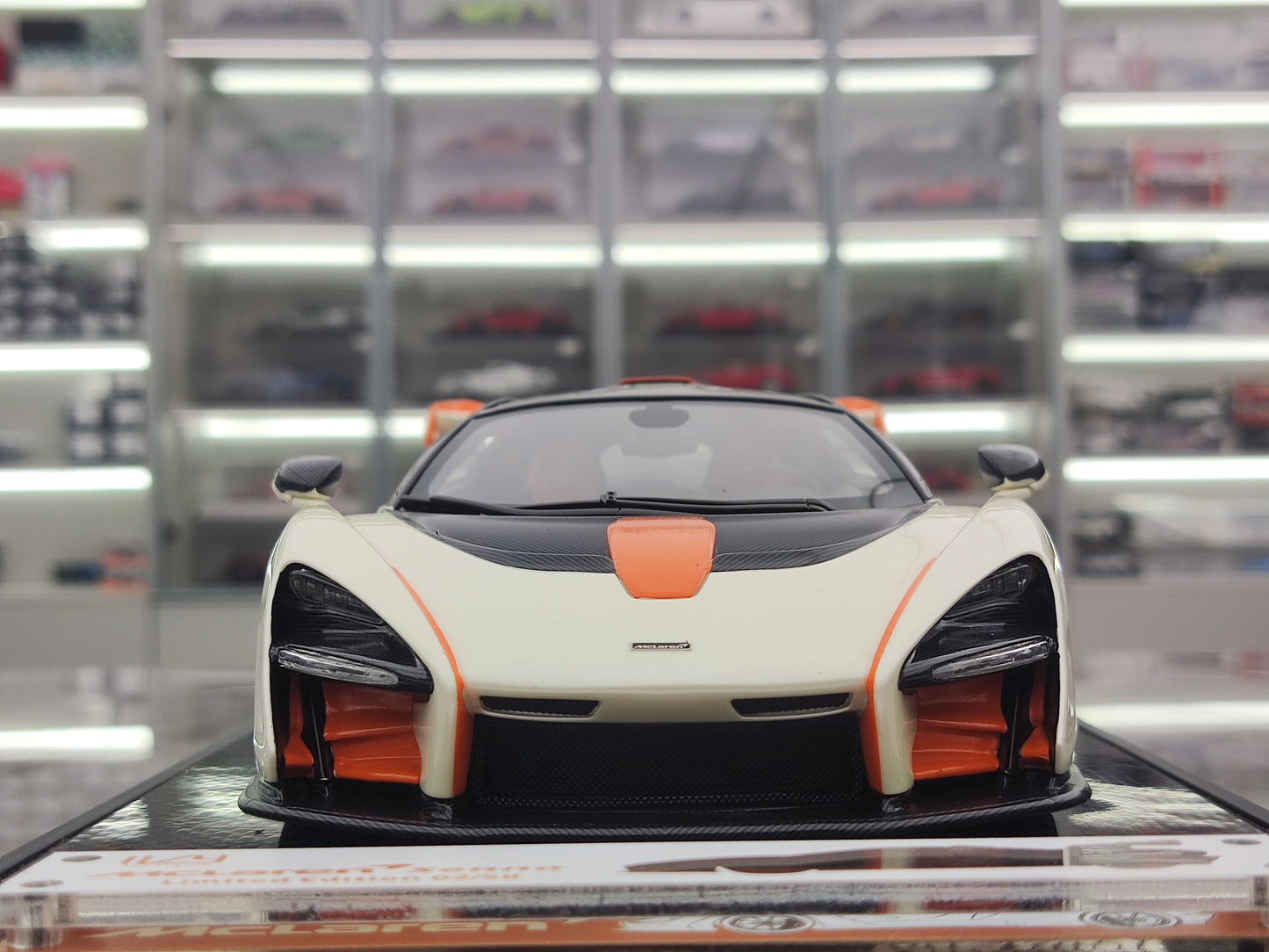 IVY 1/18 McLaren Senna Off-White Resin Car Model JS-IVY001