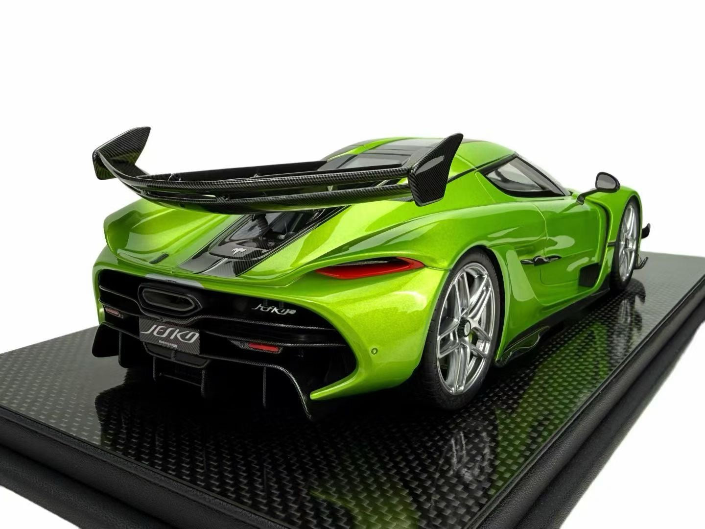 Frontiart 1/18 Koenigsegg Jesko Pearl Green