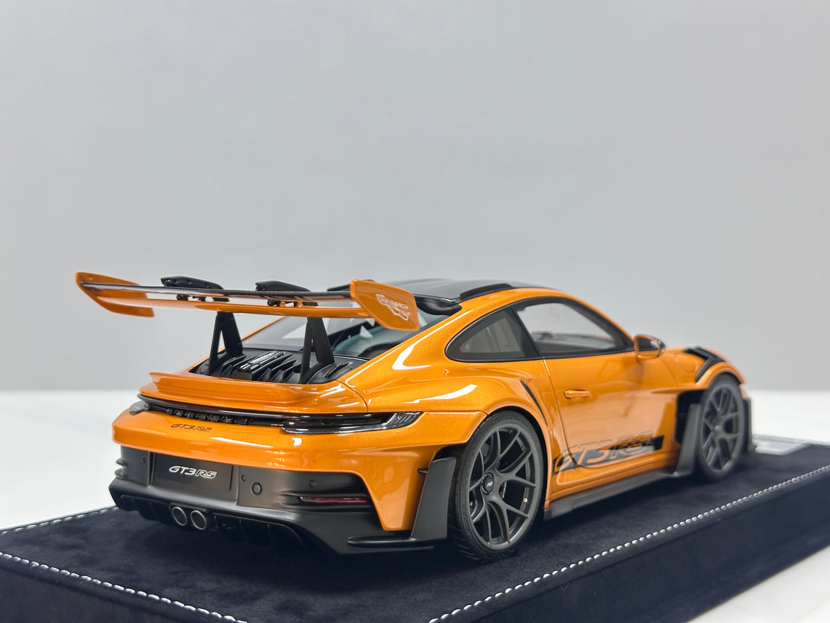 HH Model 1/18 Porsche 992 GT3 RS Volcano Orange HH729
