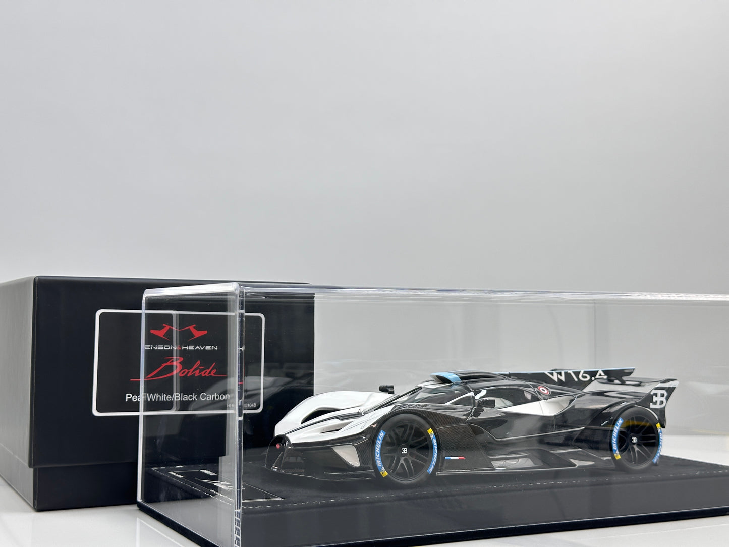 HH Model 1/18 Bugatti Bolide