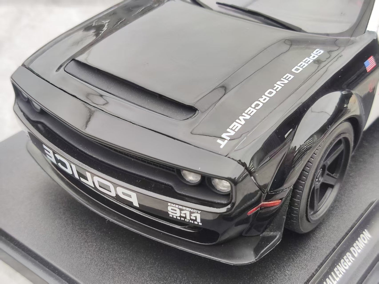Solido 1/18 Dodge Challenger R/T SCAT PACK Widebody Highway Police Livery S1805715