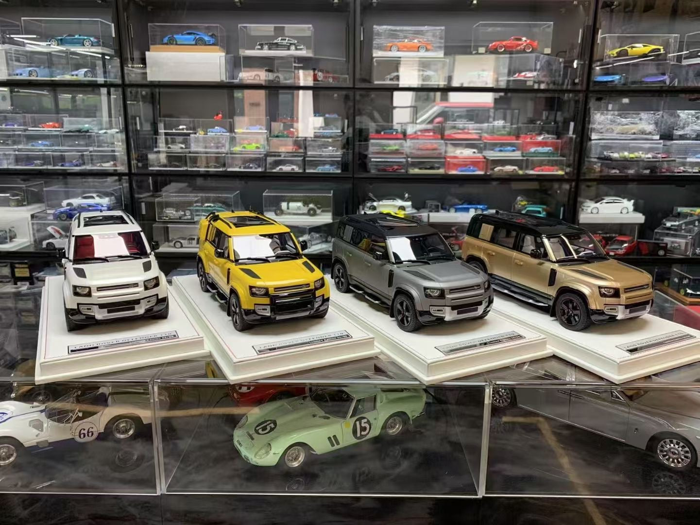 Merit Land Rover Ivy Merit 1/18 Land Rover Defender 110 Limited Edition Car Model ...
