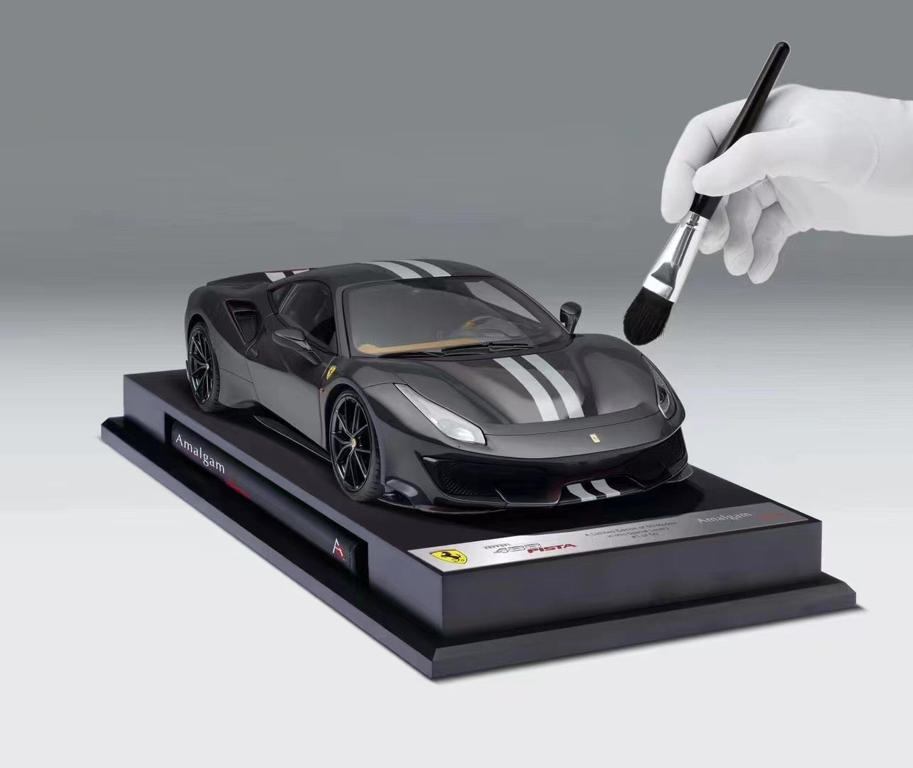 Amalgam 1/18 Ferrari 488 Pista Custom Edition Diecast Car Model