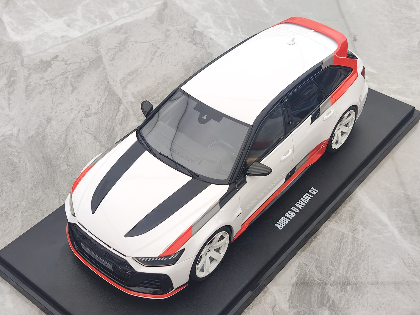GT Spirit 1/18 Audi RS6 GT ARKONA White Simulation Model Car GT512