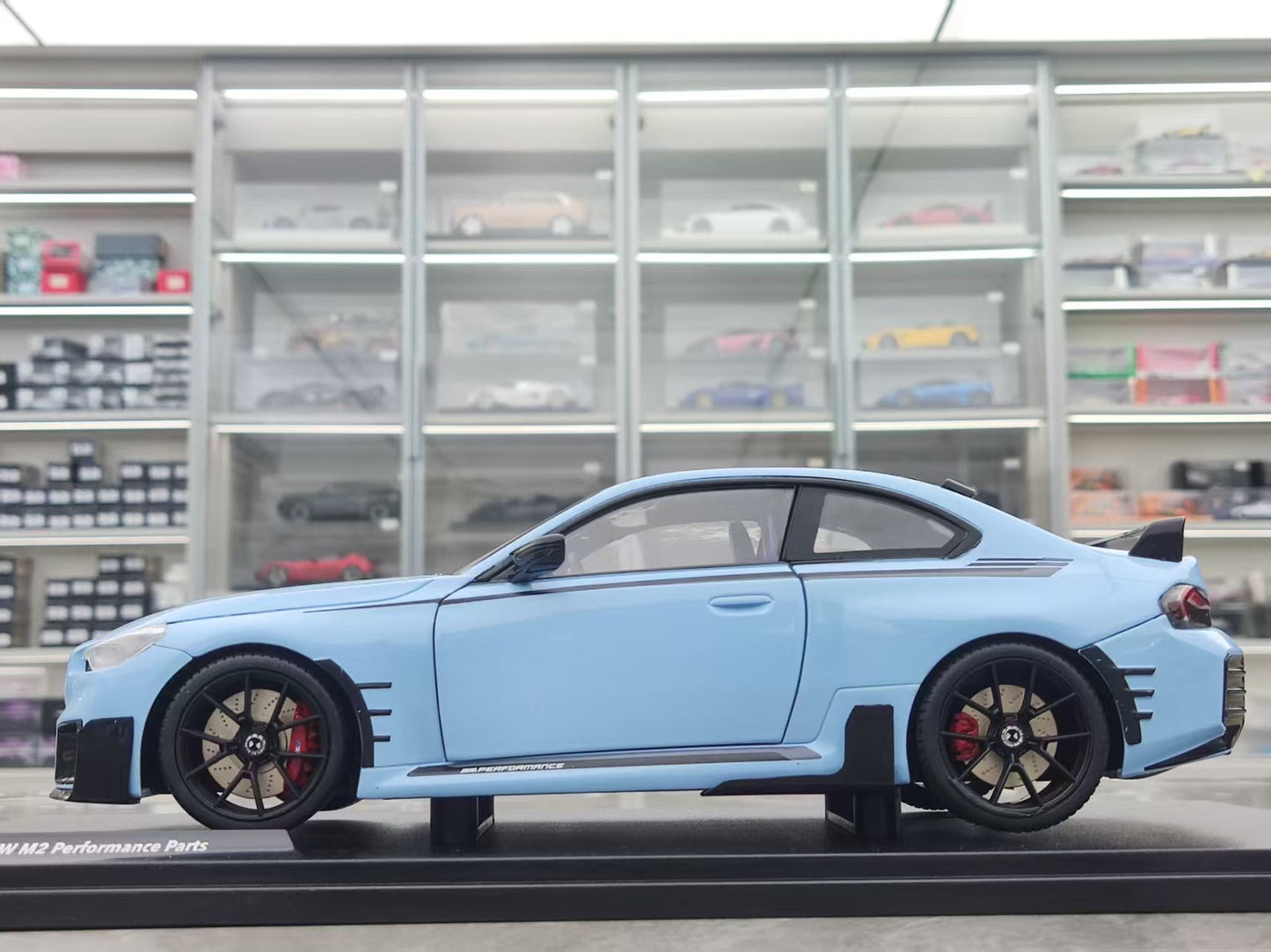 Solido 1/18 BMW M2 (G87) Performance Parts Zandvoort Blue S1812901