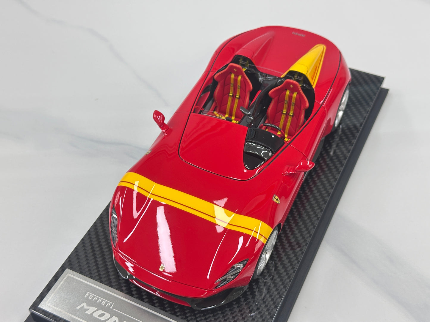 CE 1/18 Ferrari Monza SP2 – Prancing Horse Red (CE012)