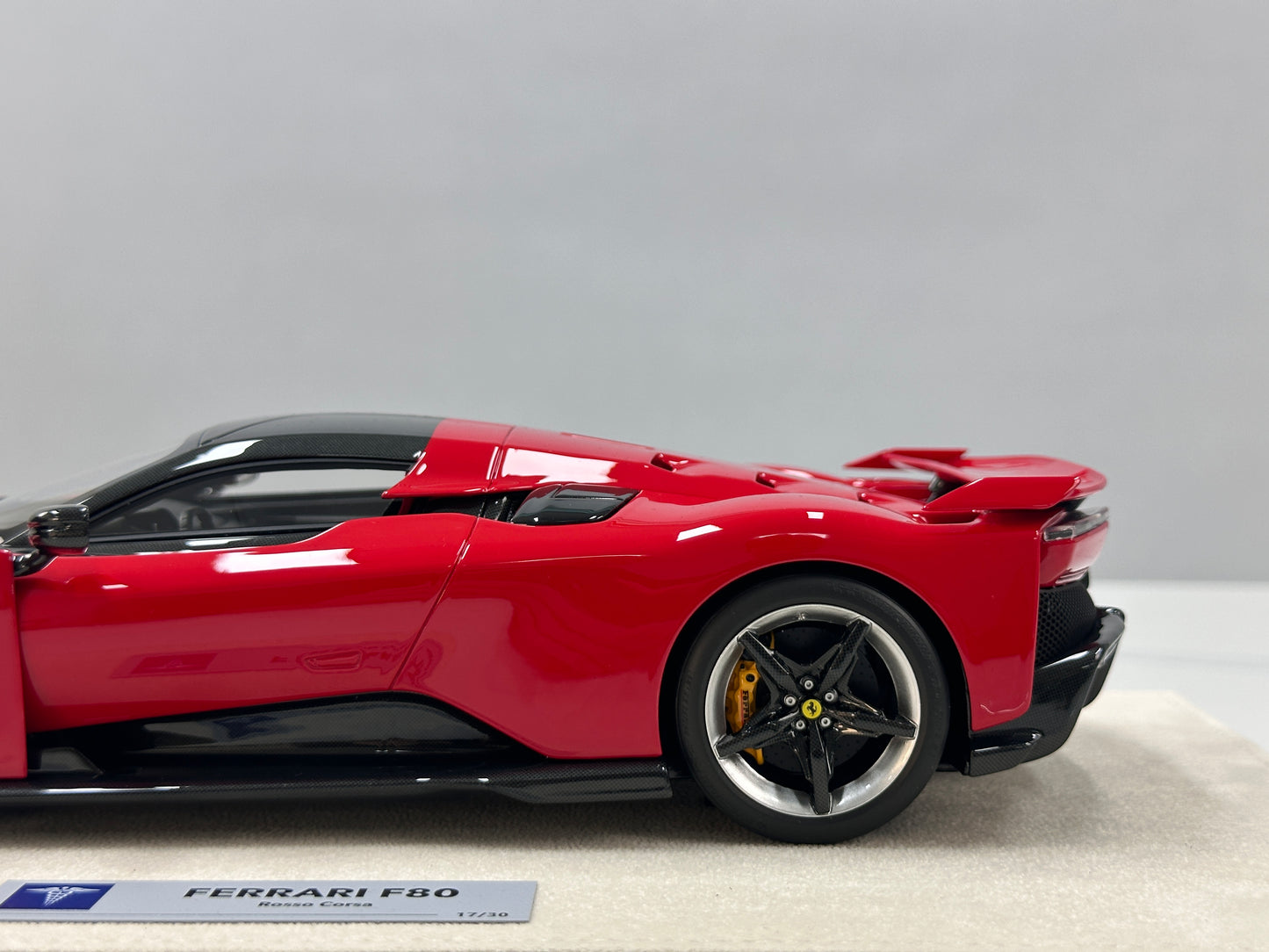 HERMES COLLECTION 1/18 Ferrari F80 (Red) HC017