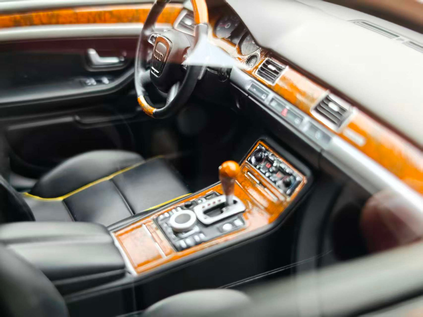 MOTORHELIX  1/18 Audi A8 W12 Glossy Black MH334