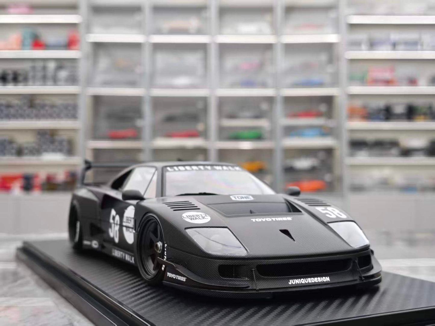 IG 1/18 Ferrari LB-WORKS 40 Full Carbon (IG3755 Full Carbon Fiber)