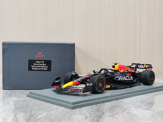 SPARK 1/18 Oracle Red Bull Racing RB18 (18S778)
